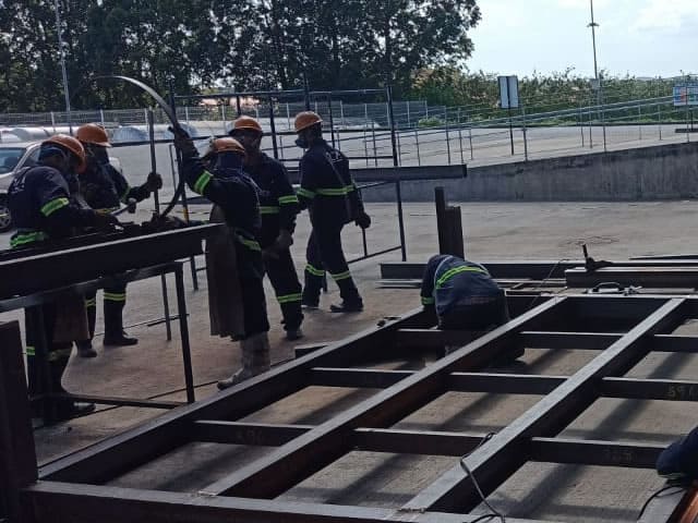 metal-engenharia-fabricacao-e-montagem-de-estruturas-metalicas-16